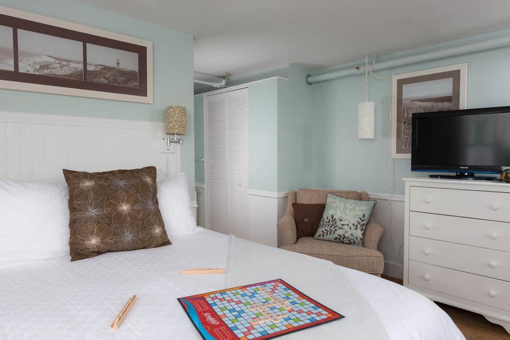 Vineyard Square Hotel And Suites Едґартаун Екстер'єр фото