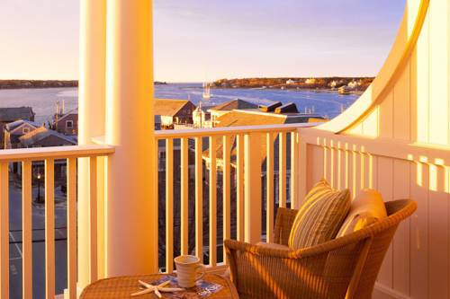 Vineyard Square Hotel And Suites Едґартаун Номер фото